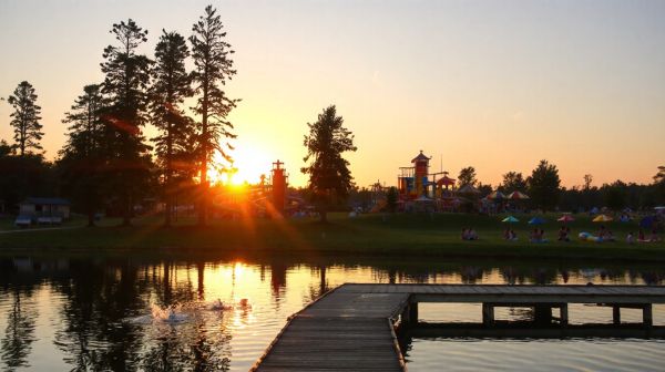 Top campings familiaux avec parc aquatique pour des vacances ludiques
